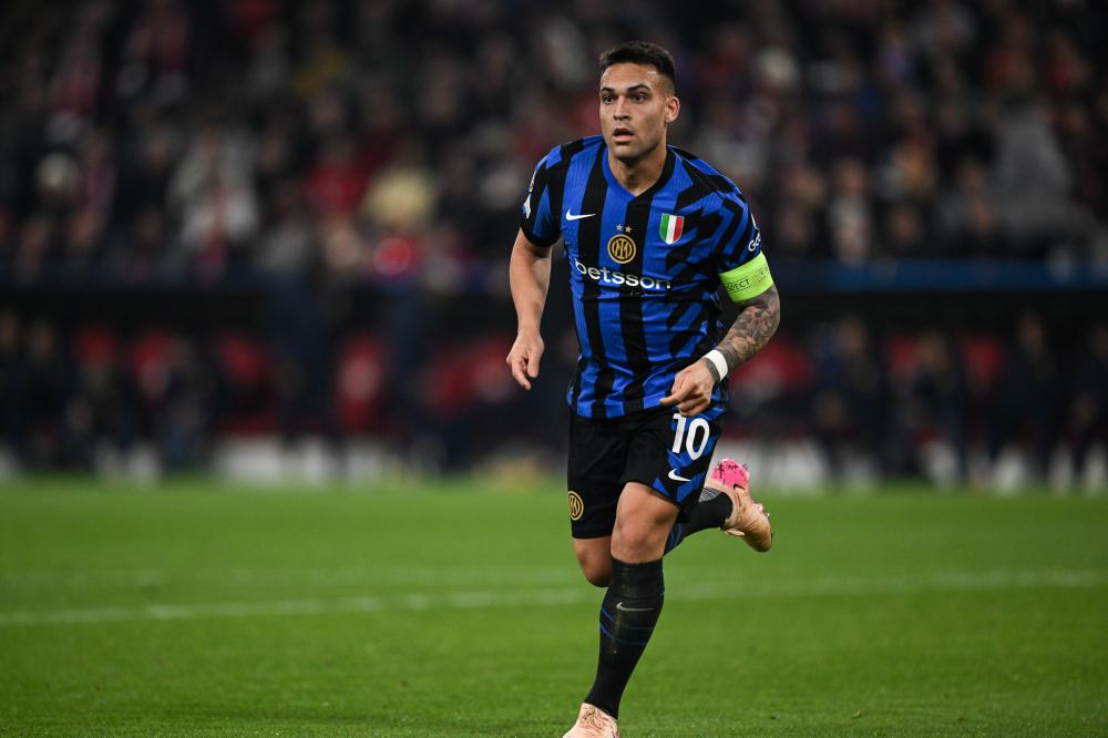 場均數據亮 場均數據亮