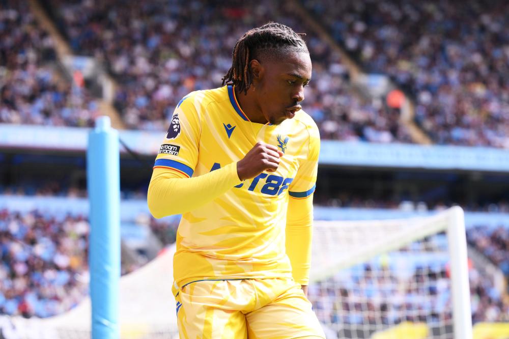 带领球队创 带领球队创